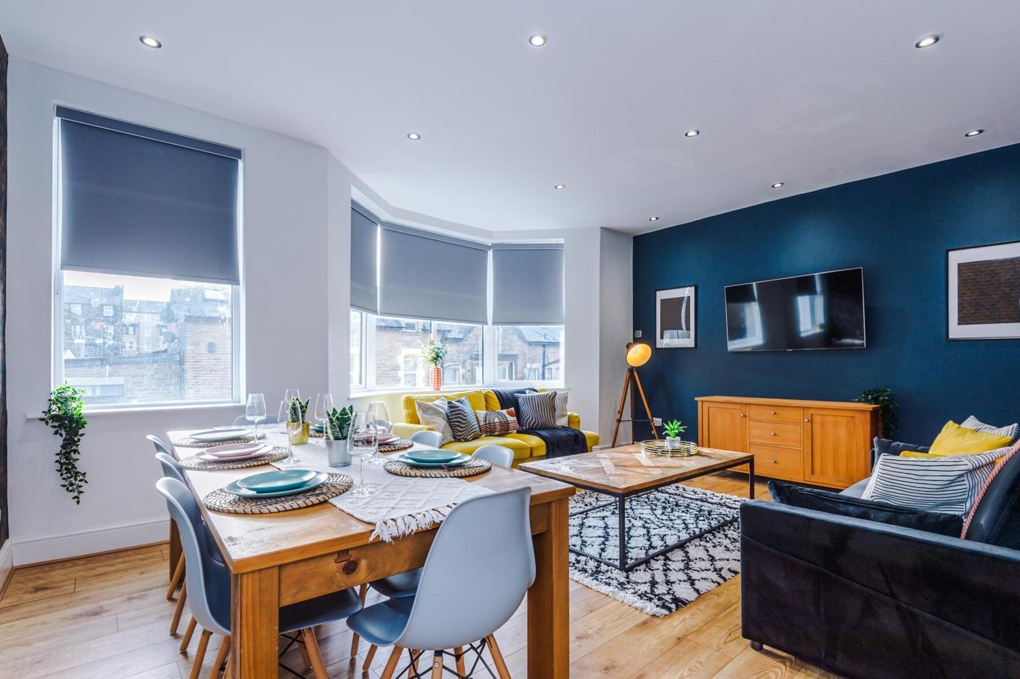 Boutique Flat 2 In Harrogate - Sleeps 8 * Harrogate