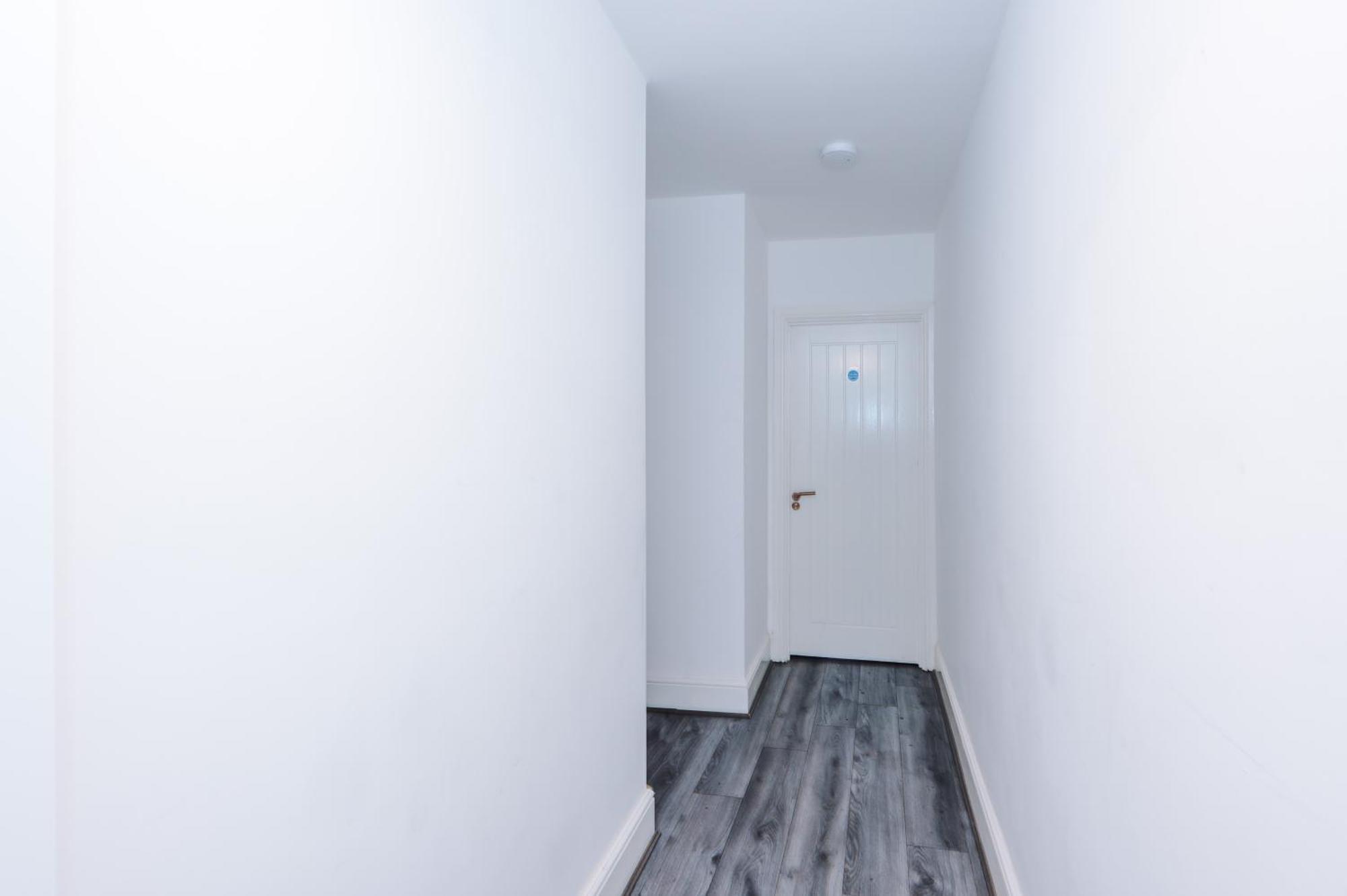 Apartment Boutique Flat 2 In Harrogate - Sleeps 8 *