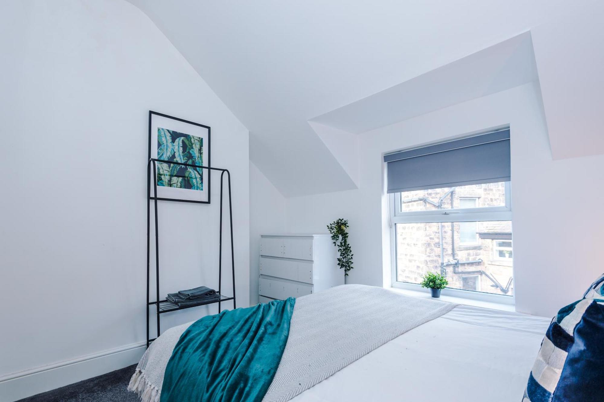 Boutique Flat 2 In Harrogate - Sleeps 8 Apartment Harrogate